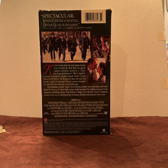 Wyatt Earp 2 VHS - Picture 2 of 3